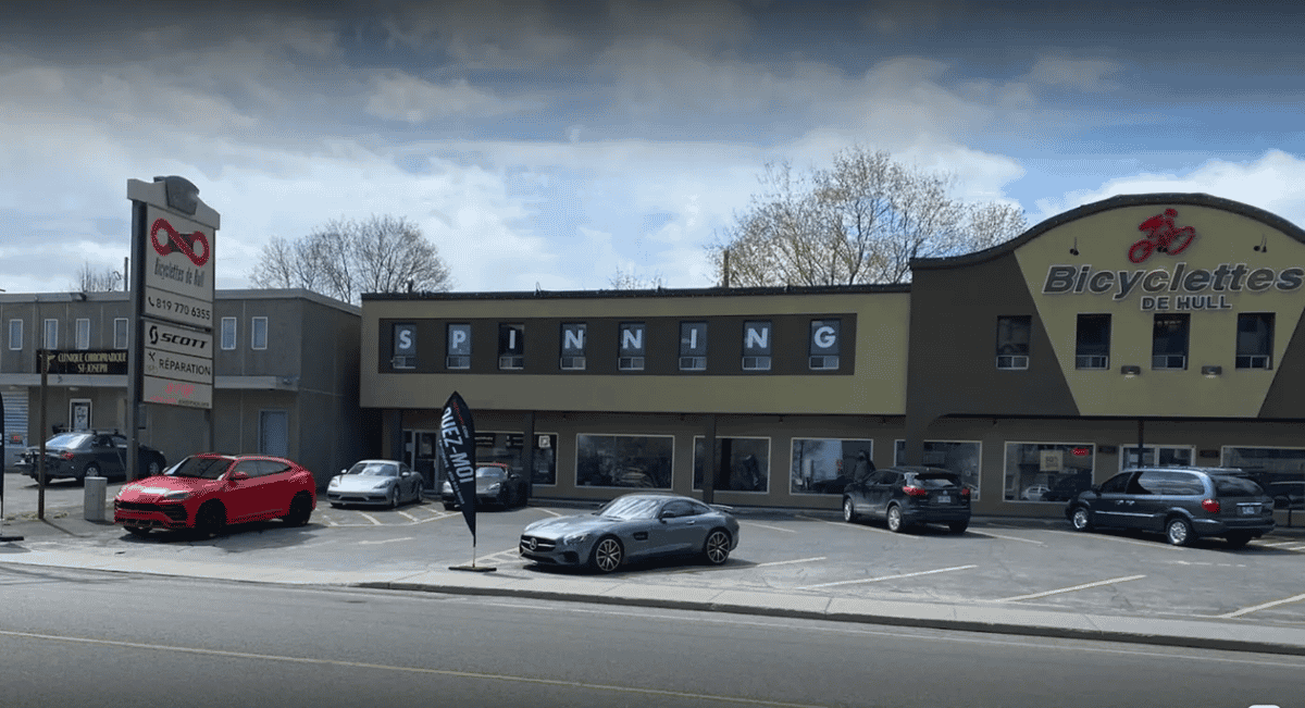 Luxury and exotic cars in Quebec City