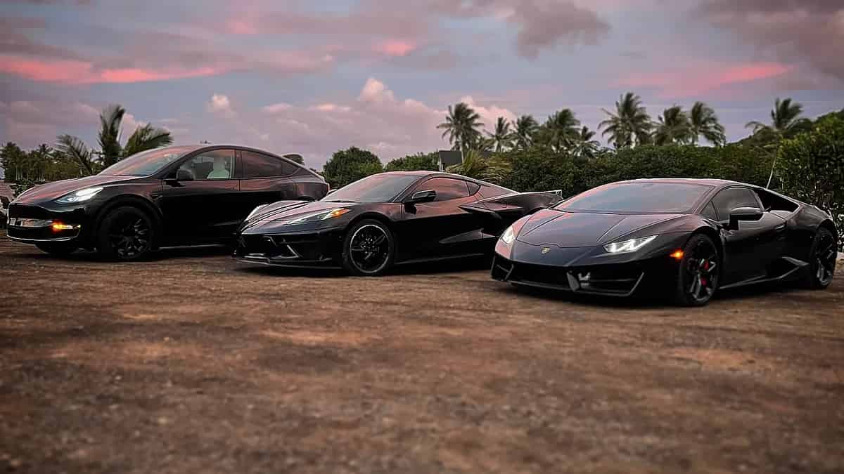 Luxury and exotic cars in Honolulu