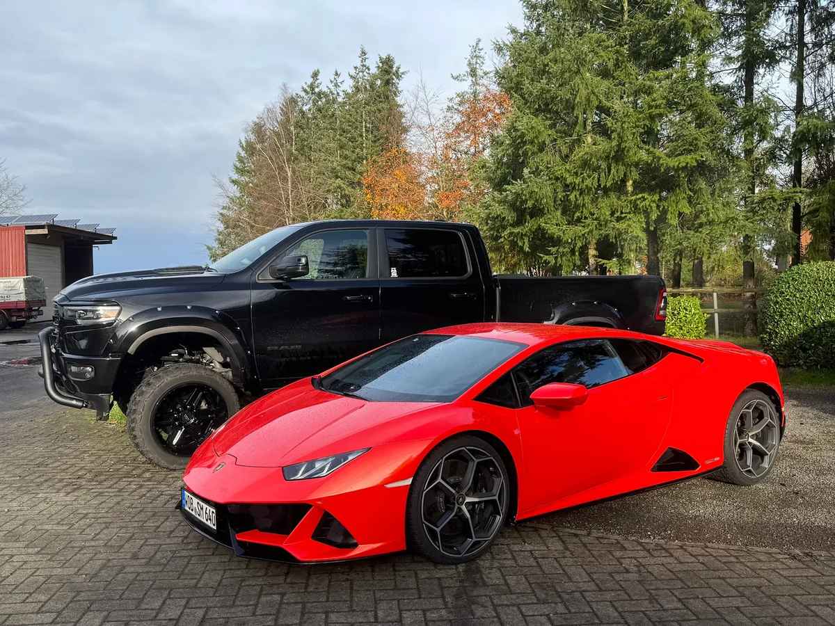 Luxury and exotic cars in Hamburg