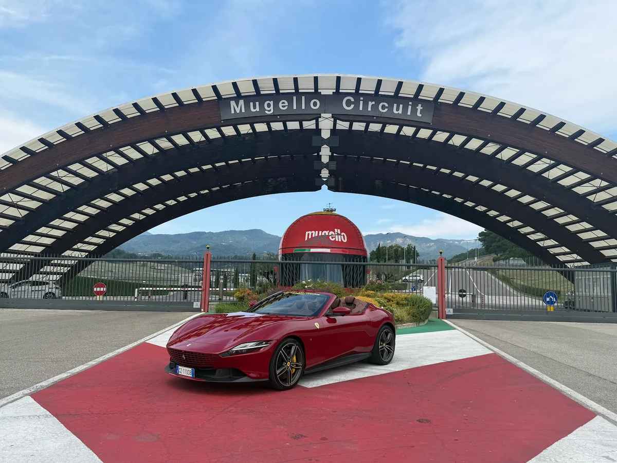 Luxury and exotic cars in Florence
