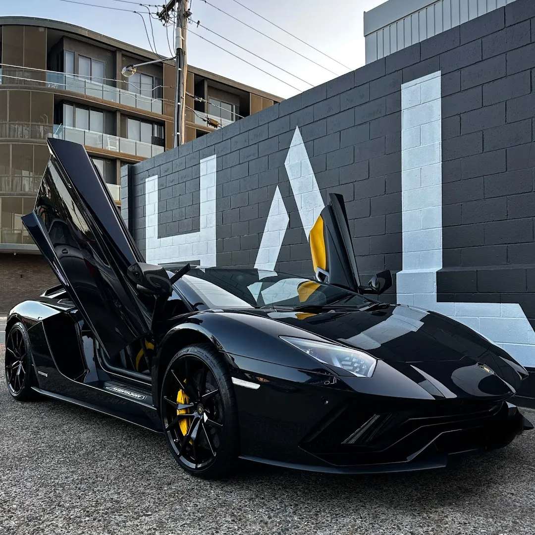 Halo Rentals cover
