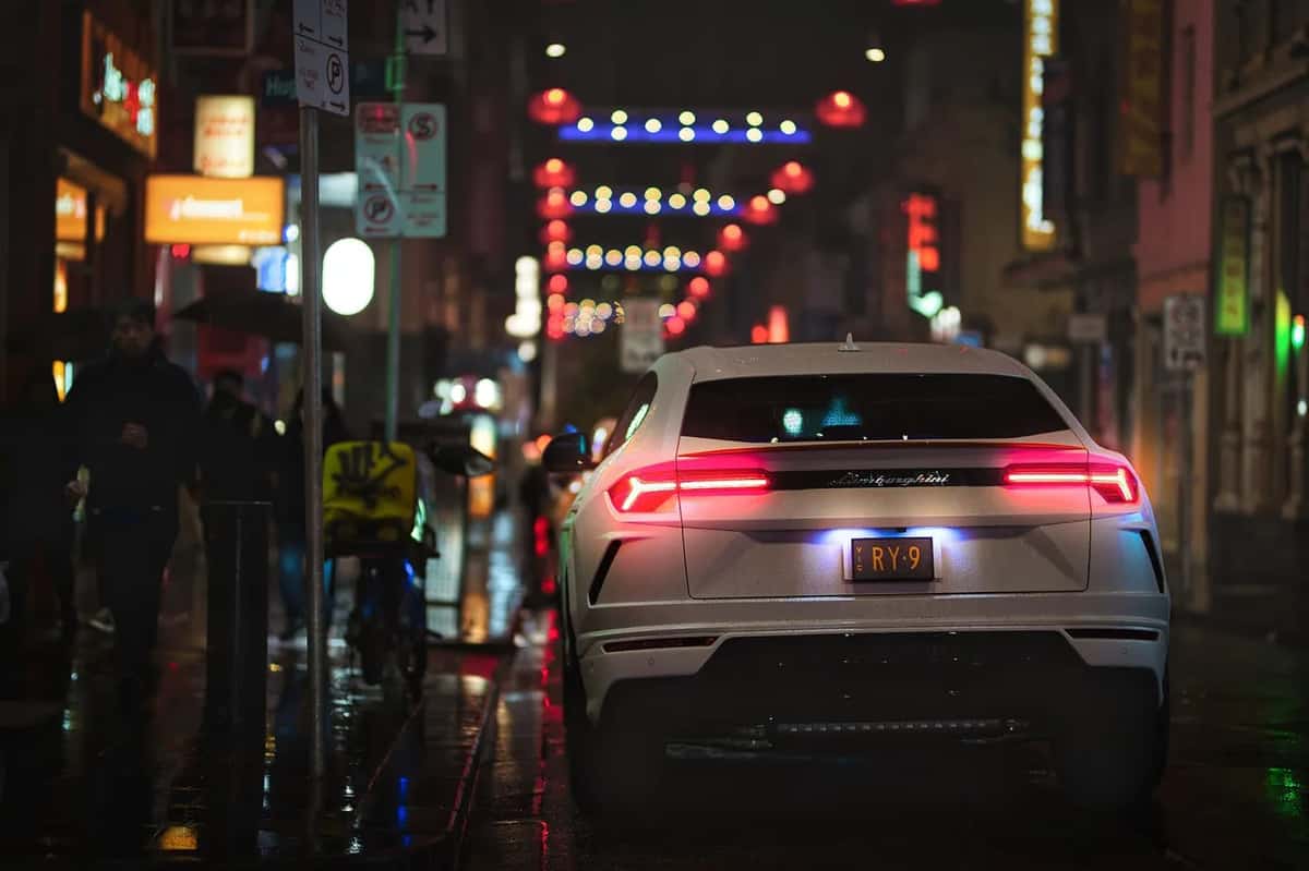 Lambo Rental Melbourne cover