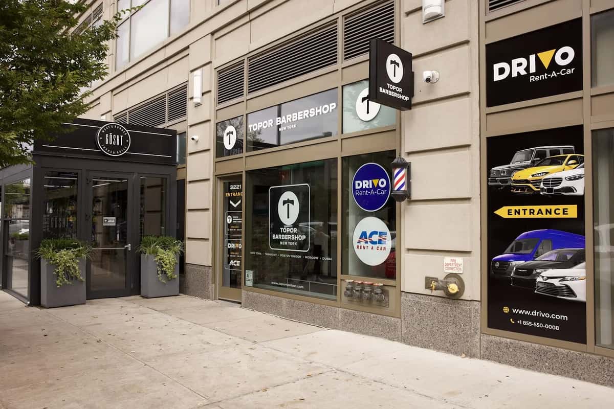 Luxury Car Rentals in New York with Drivo cover