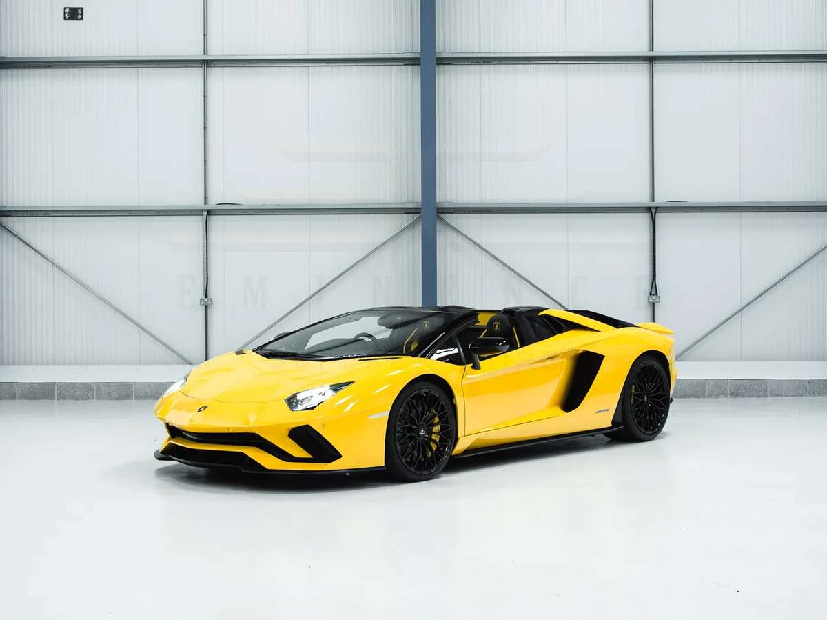 Eminence Supercar Hire: Home cover