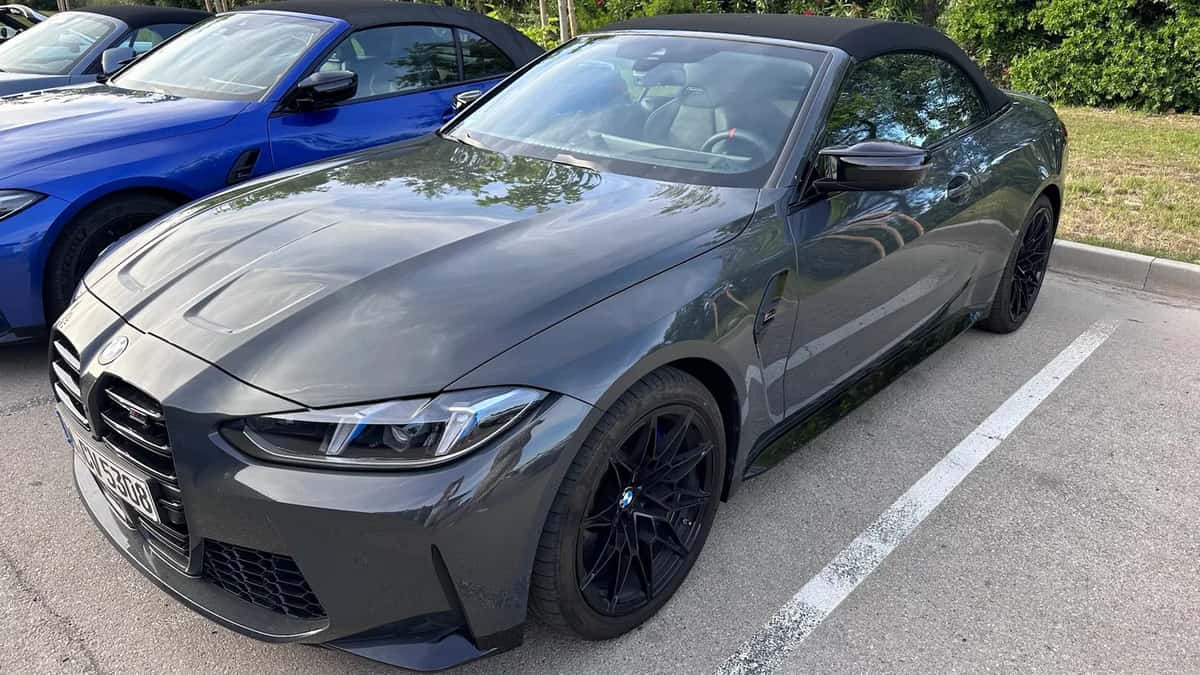 ᐅ Premium car rental in Munich – Top rated Service - CarVia cover