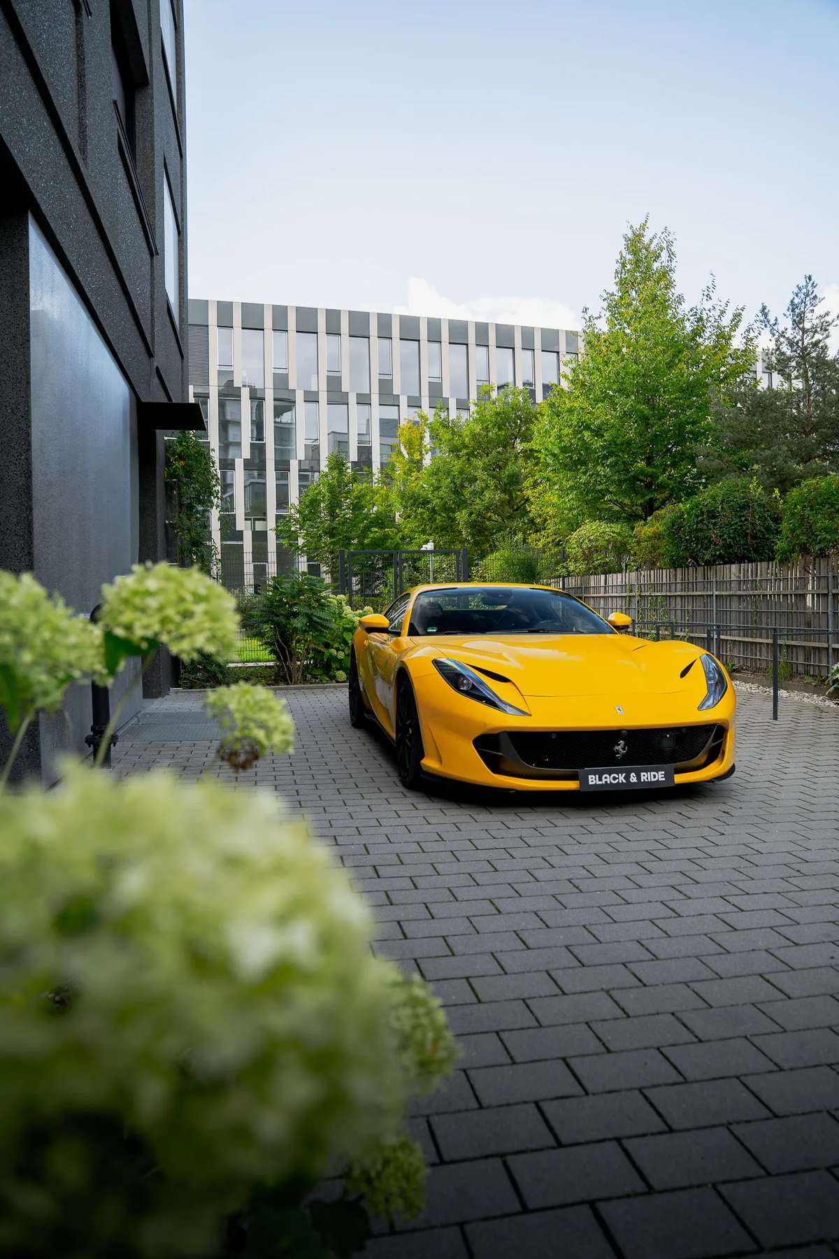 Black & Ride: Porsche mieten in München cover