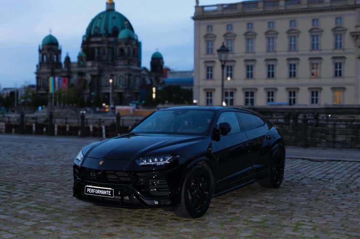 Performante Car Rental Berlin - Sportwagen Mieten Berlin ... cover